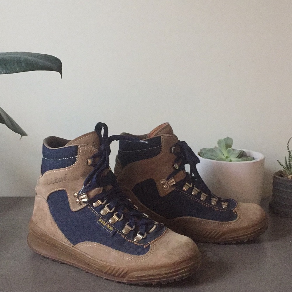 Vintage L.L. Bean goretex hiking boots!